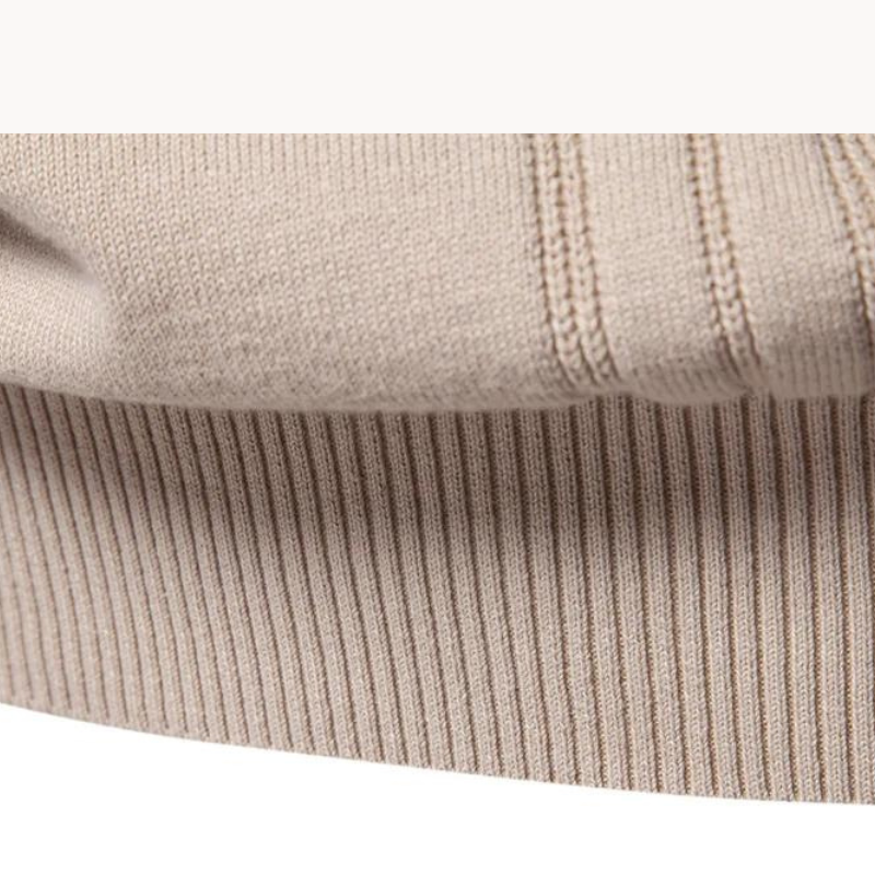 Ryven - Stylish Men's Sweater with Checkered Design