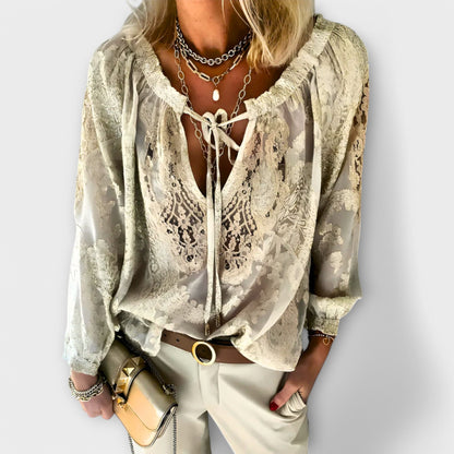 Helen – Knit Zip Blouse
