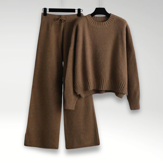 Charlotte – Classic Knit Comfort Set