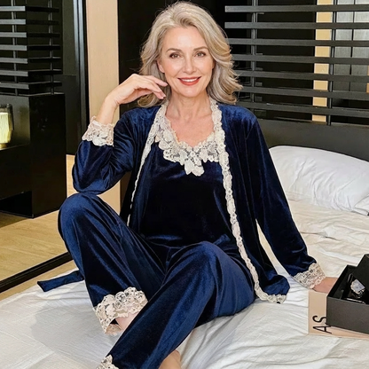 Avery — Elegant Sleepwear Set