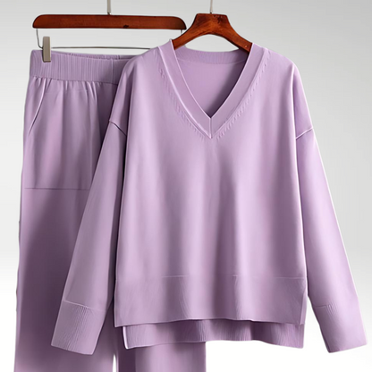 Sophia – Chic V-Neck Lounge Set