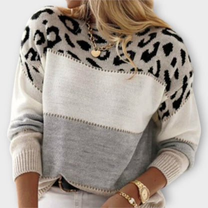 Cyrentha - Elegant Sweater
