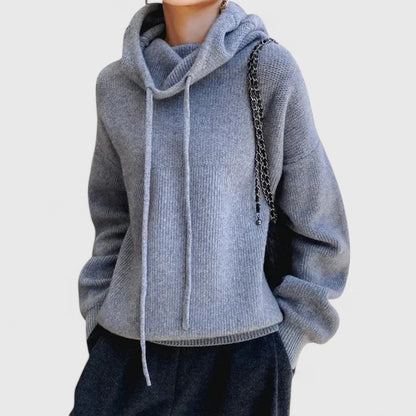 Ryneloria - Elegant Sweater