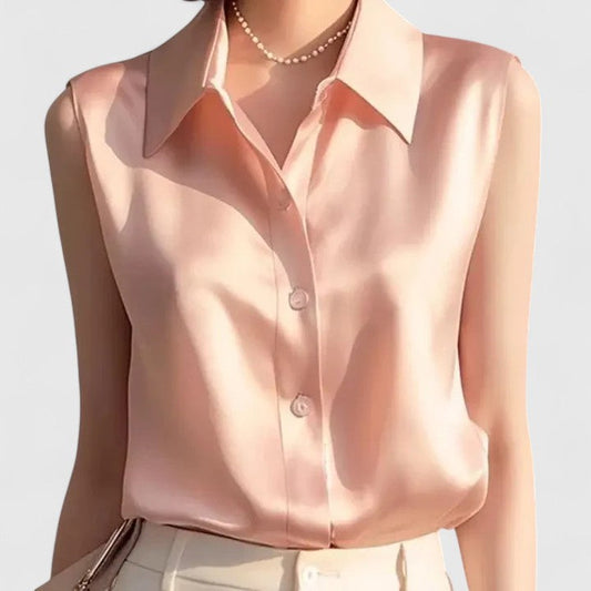 Demi – Cozy Hooded Blouse