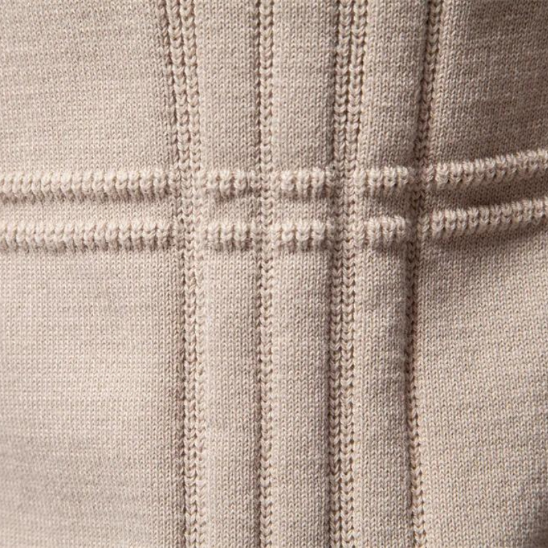 Ryven - Stylish Men's Sweater with Checkered Design