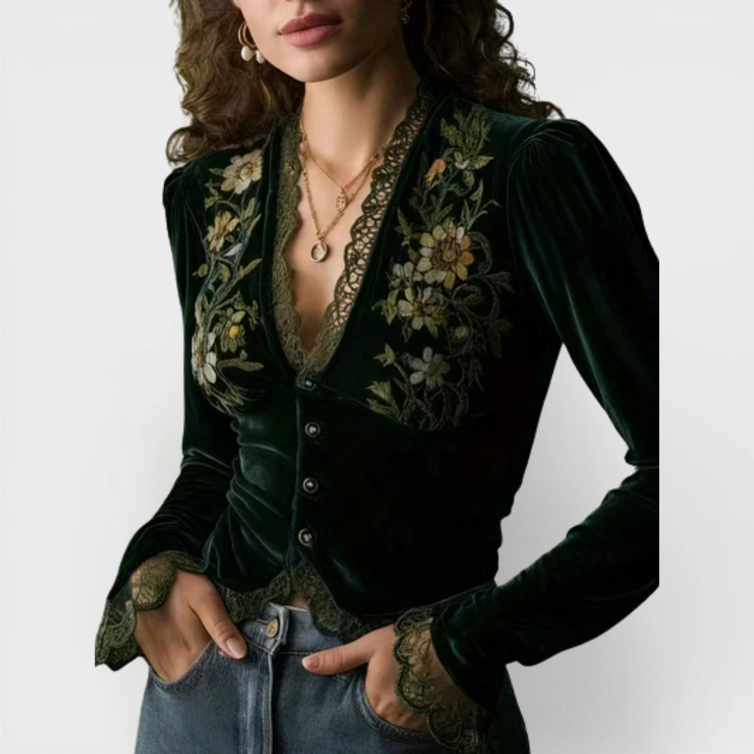 Natalie – Timeless Blouse