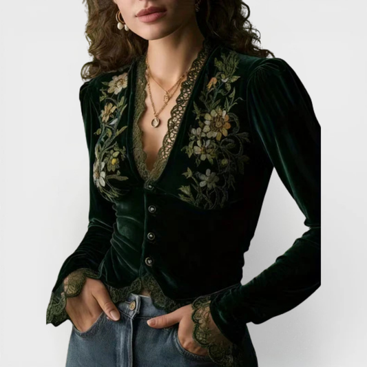 Natalie – Timeless Blouse
