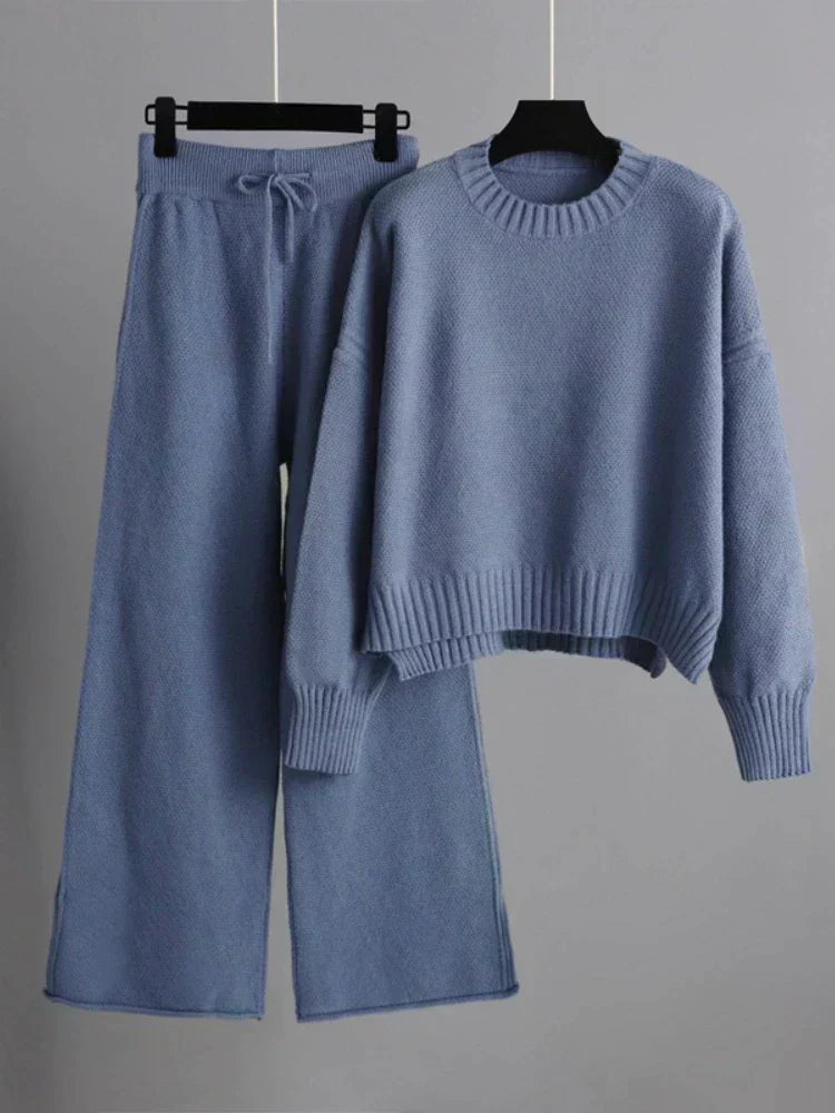 Charlotte – Classic Knit Comfort Set