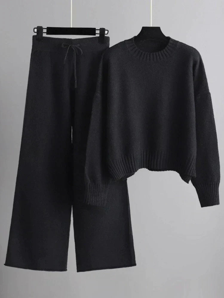 Charlotte – Classic Knit Comfort Set